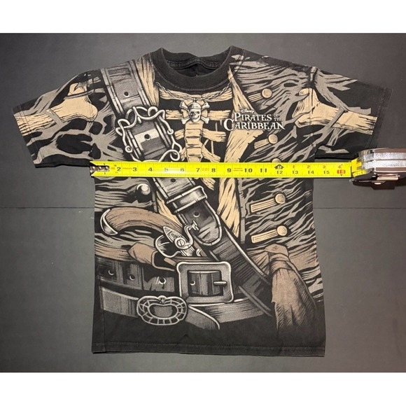 Pirates Of The Caribbean Disneyland WDW Disney Parks T-Shirt Youth Small - Picture 4 of 10